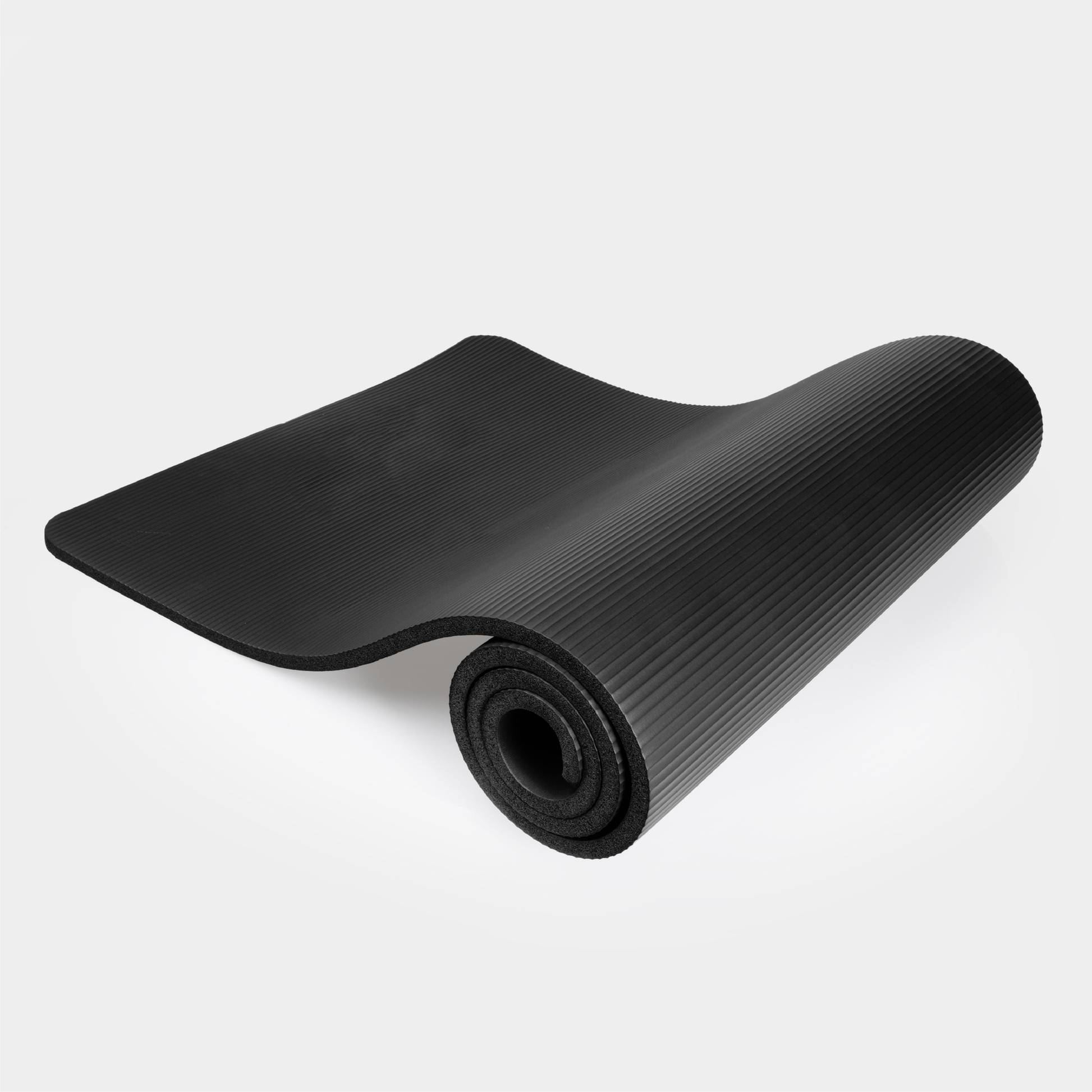 Great Gainz zwarte yoga mat fitness mat 183x60x1,5 cm dik en comfortabel voor stretch en yoga thuisworkout